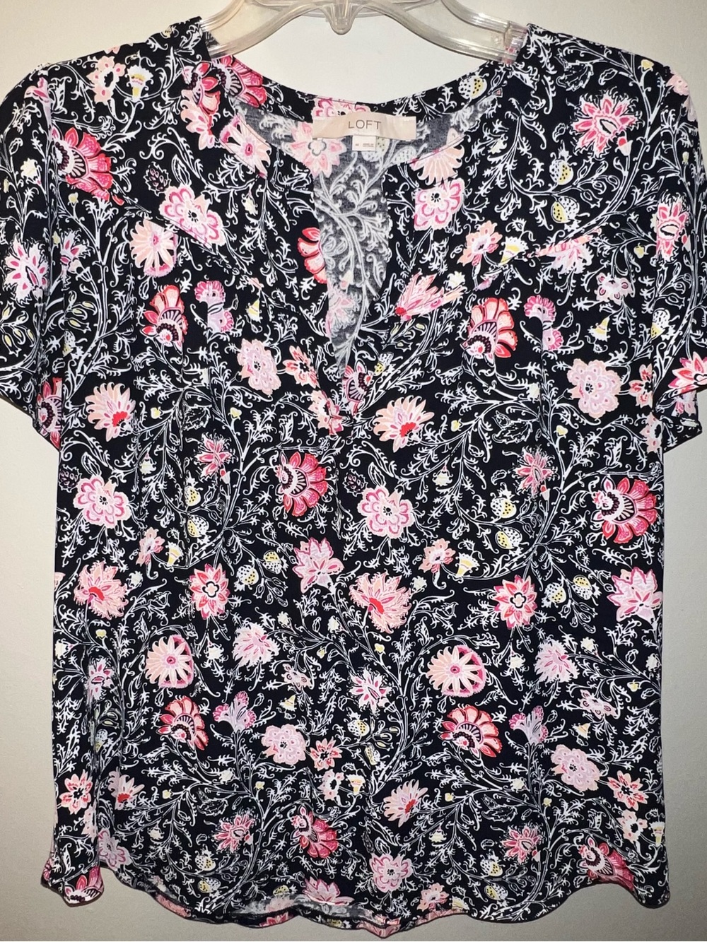 LOFT Black Pink Whimsical Botanical Floral V-Neck Mixed Media Top M